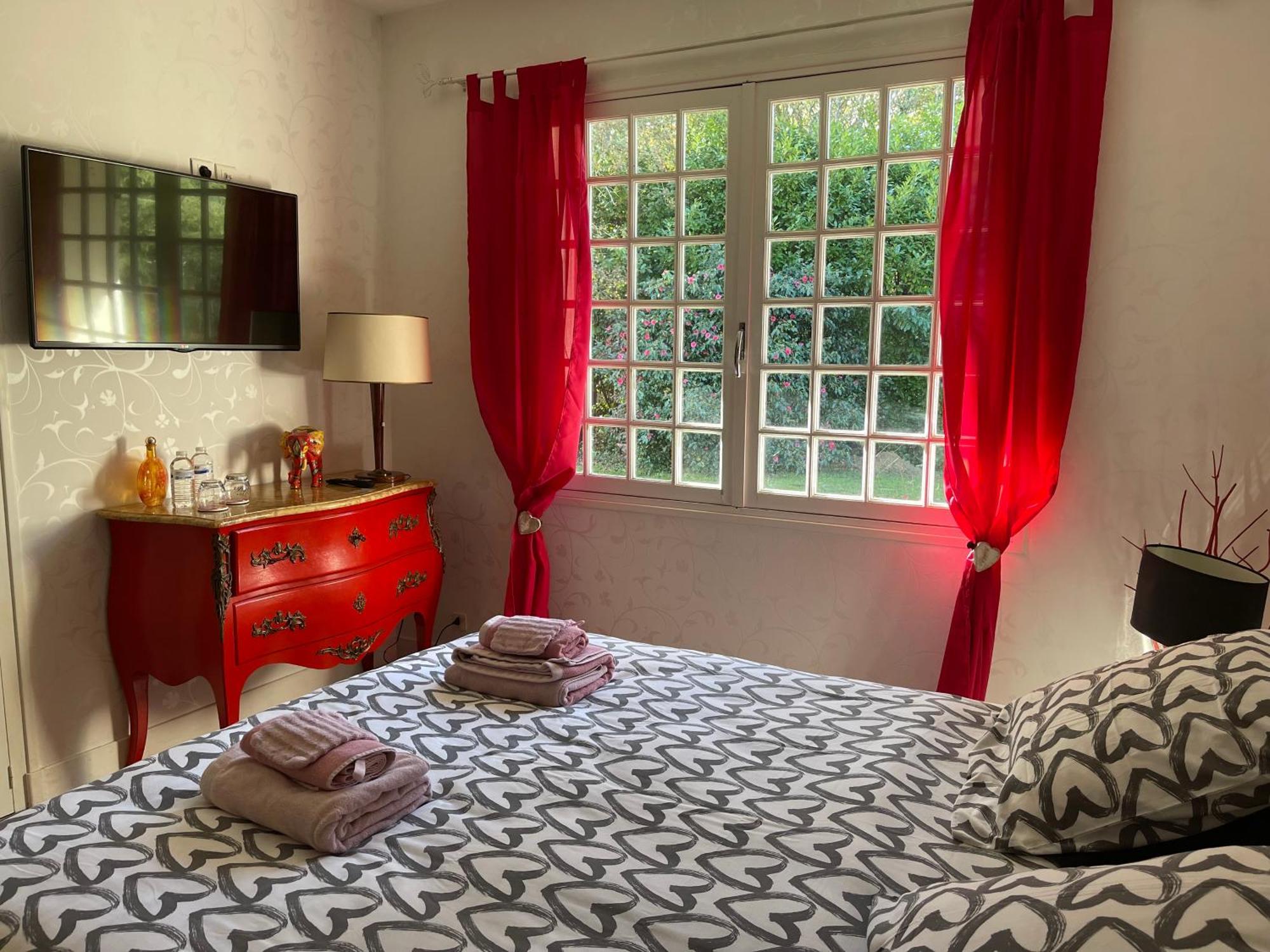 La Belle Chaumiere Bed and Breakfast Bretagne-de-Marsan Εξωτερικό φωτογραφία
