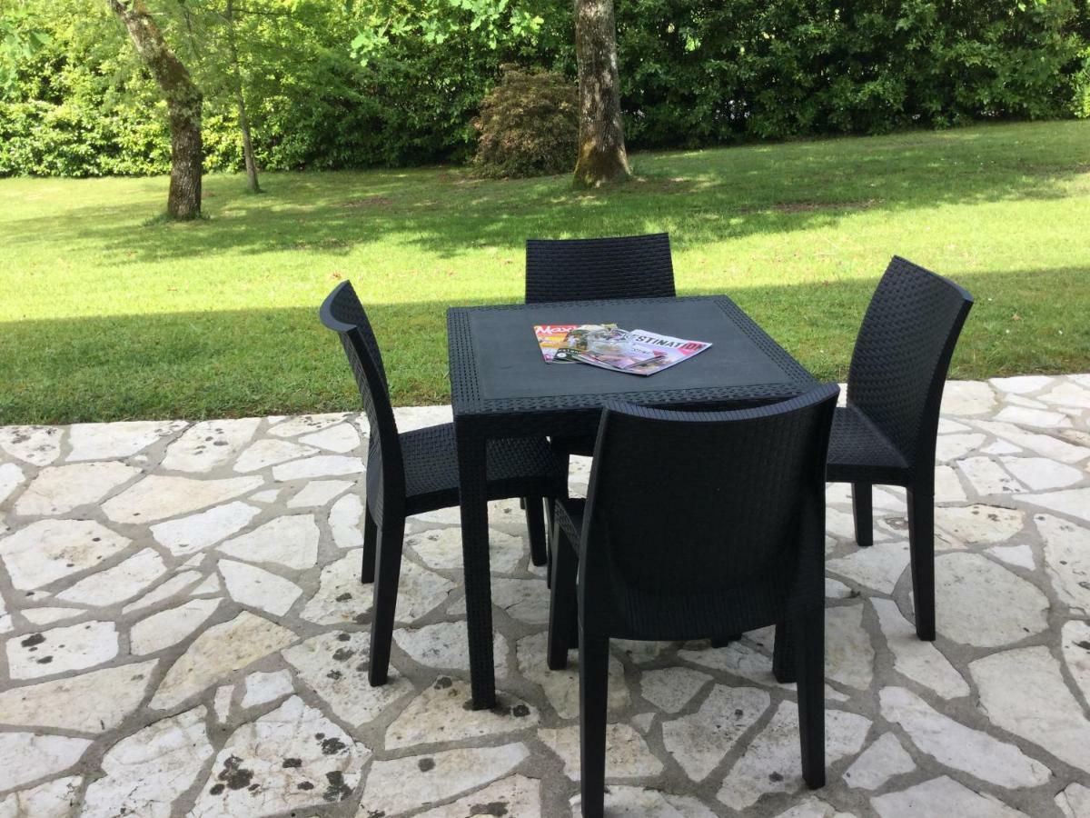 La Belle Chaumiere Bed and Breakfast Bretagne-de-Marsan Εξωτερικό φωτογραφία