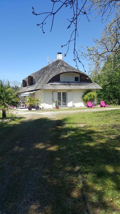 La Belle Chaumiere Bed and Breakfast Bretagne-de-Marsan Εξωτερικό φωτογραφία